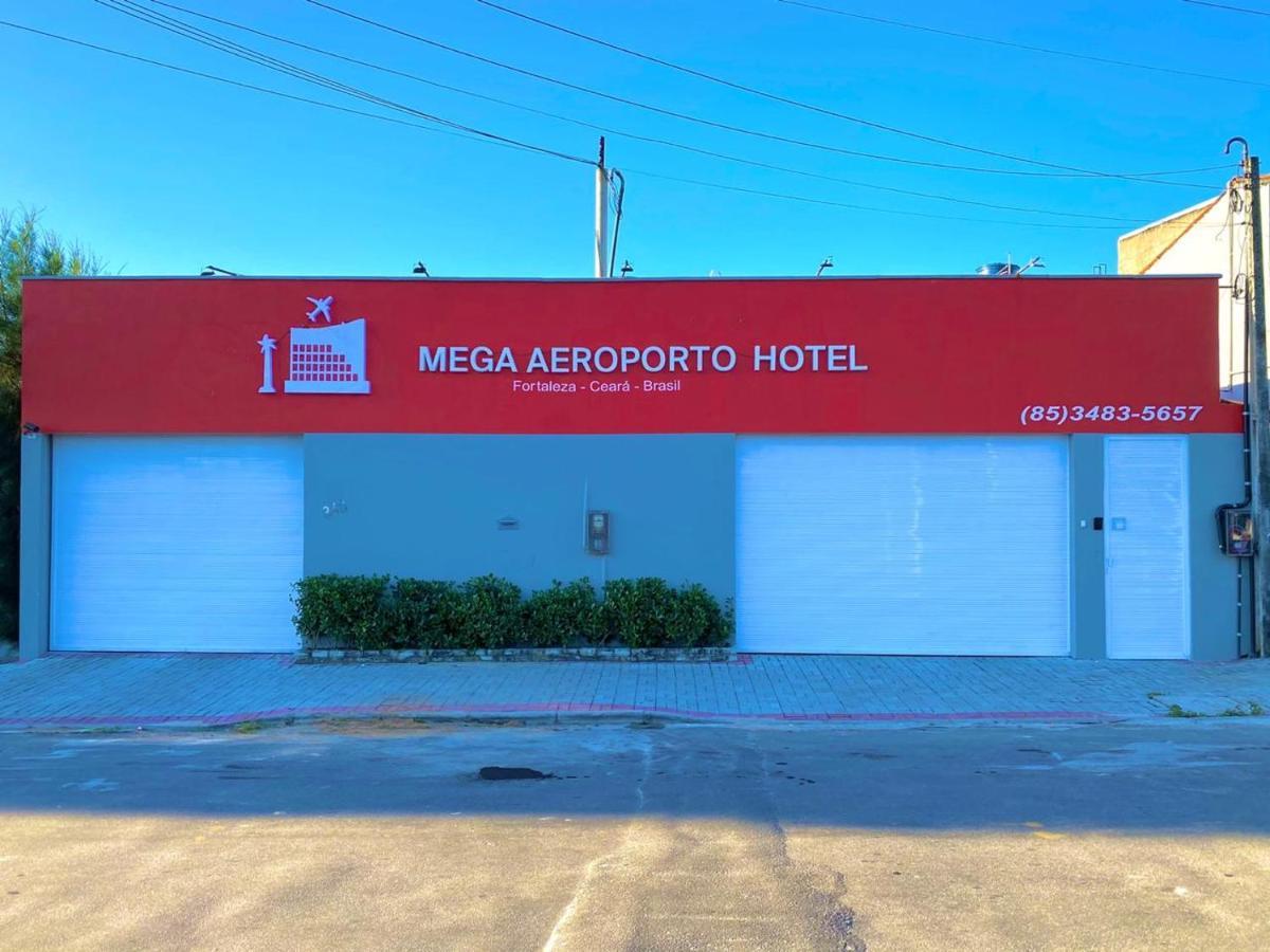 Mega Aeroporto Apenas 1 Km De Distancia Do Aeroporto De Pensión Fortaleza (Ceara)